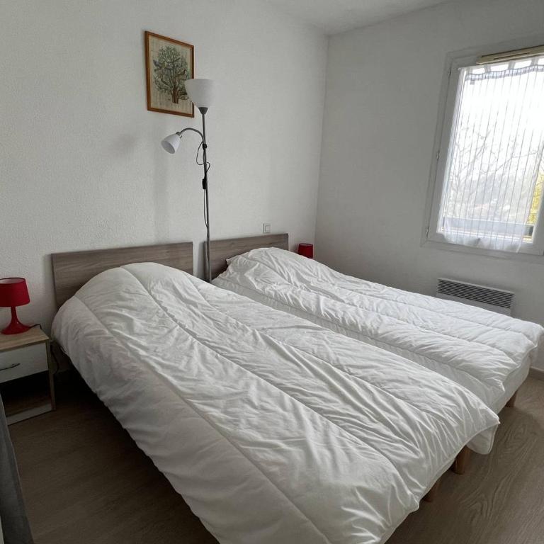 T2 bis lumineux avec terrasse, Cambo-les-Bains - Apartamento de 1 dormitorio - 8