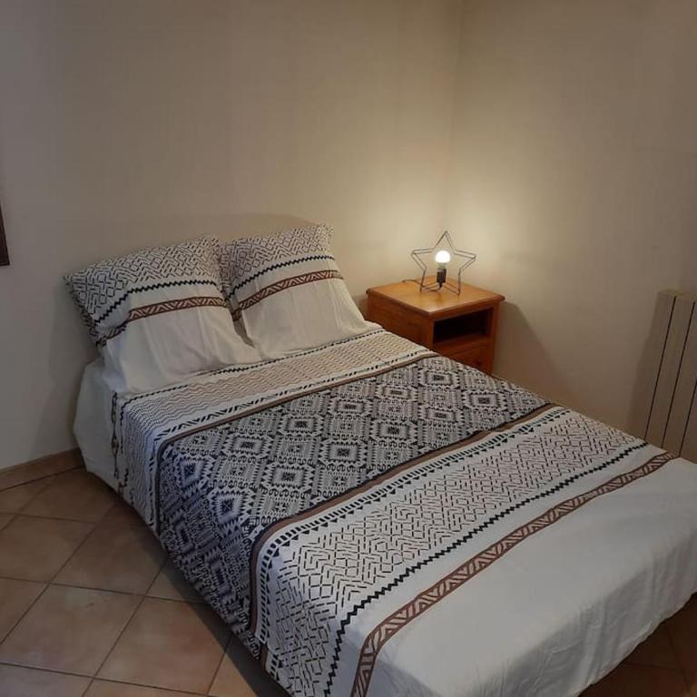 A 200 mètres du château : maison de ville - Maison 3 Chambres - 14