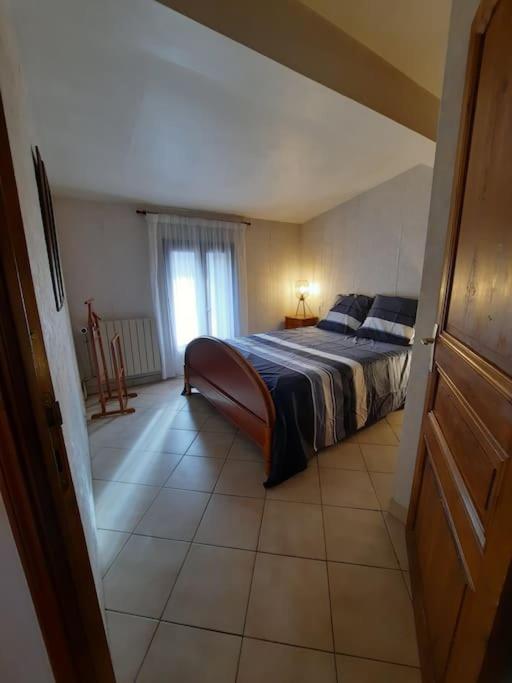 A 200 mètres du château : maison de ville - Maison 3 Chambres - 16