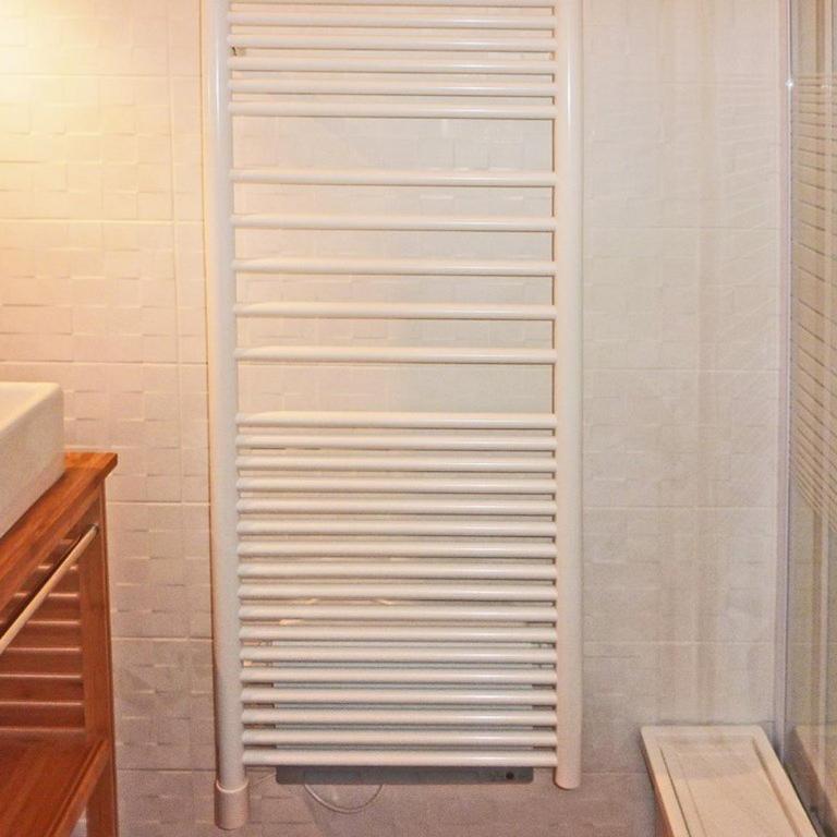 Superbe appart rénové pour 8 pers, skis aux pieds, terrasse Sud/Ouest, proche centre station - FR-1-322-355 - Apartamento (8 adultos) - 4