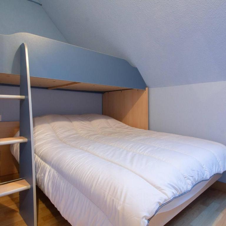 Chalet triplex pour 7 pers. avec terrasse, parking, proche télécabine et commerces - FR-1-401-178 - Maison de Vacances - 2
