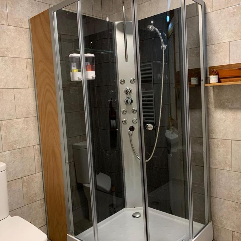 Illi Lodge & Hostel - Triple Room with Private Bathroom - 3