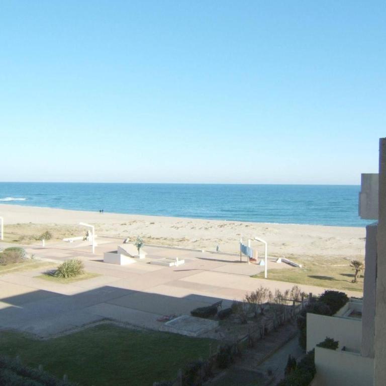 Grand T2 avec Piscine, Terrasse et Accès Direct à la Plage, 4 Personnes - Port Barcarès - FR-1-81-505 - Apartment (4 Erwachsene) - 1