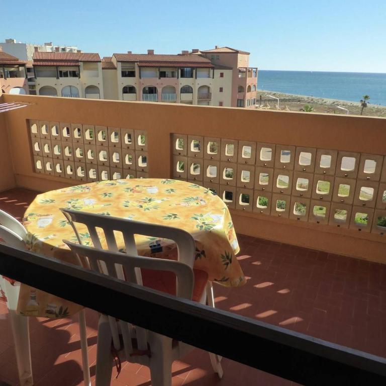 Grand T2 avec Piscine, Terrasse et Accès Direct à la Plage, 4 Personnes - Port Barcarès - FR-1-81-505 - Apartment (4 Erwachsene) - 7