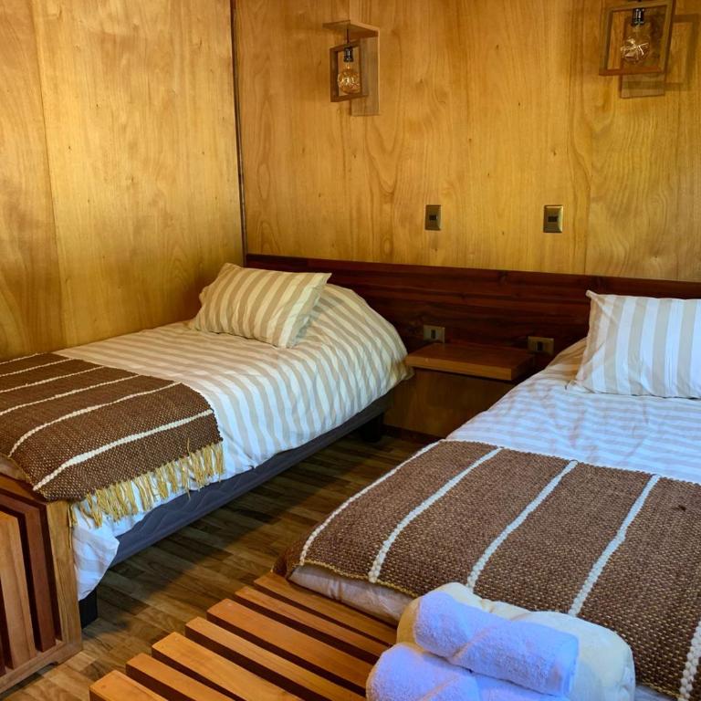 Illi Lodge & Hostel - Twin Room with Private Bathroom - 4