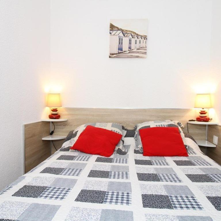 Charmant T1 avec grande terrasse, climatisé, proche des Thermes, équipé lave-vaisselle et lave-linge - FR-1-553-43 - Apartment (4 Adults) - 7
