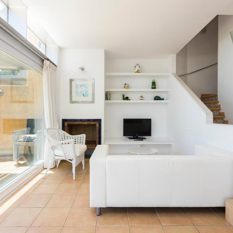 Luxury Villa in front of the beach POPETA - Villa - 7