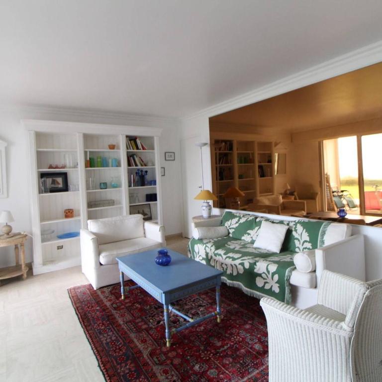 Appartement spacieux 95m2 au pied de la plage avec jardin et parking - FR-1-494-70 - Apartment (8 Adults) - 8