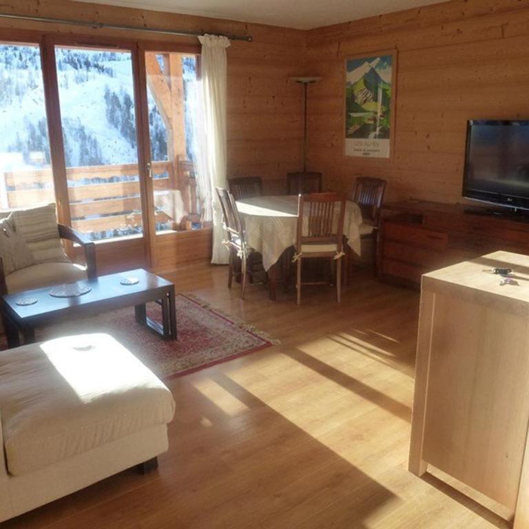 Appartement chaleureux 76m², ski aux pieds, 6 couchages, balcon plein sud, WiFi, garage privé - Appartement 2 Chambres - 1