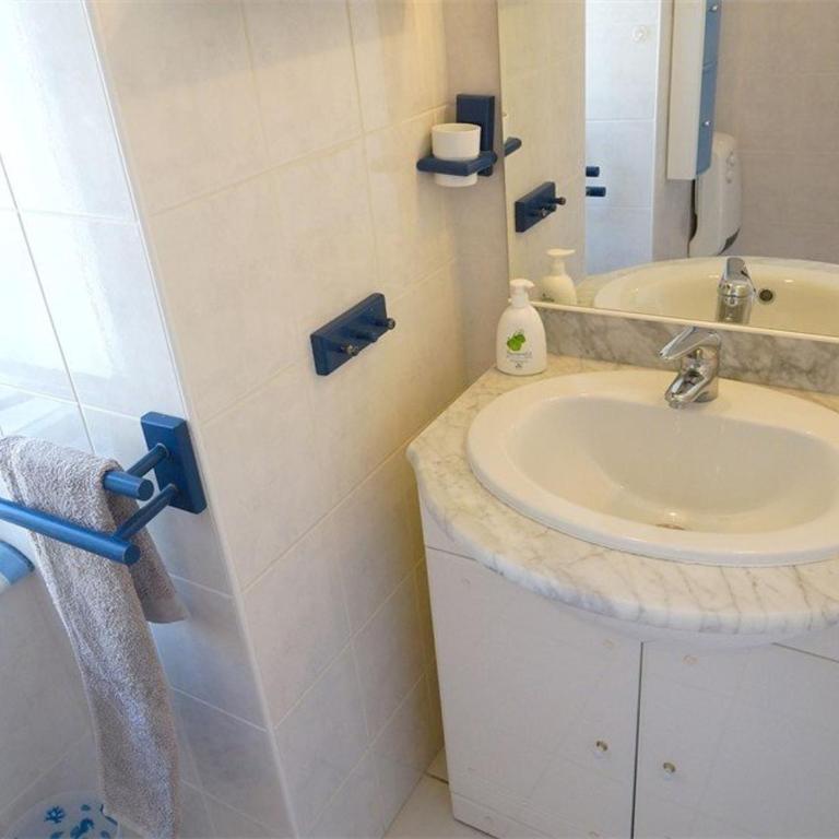 Appartement Centre Luchon, 6 pers, Proche Thermes, Balcon, Parking - FR-1-313-150 - Apartamento (6 adultos) - 8