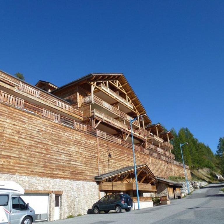 Appartement chaleureux 76m², ski aux pieds, 6 couchages, balcon plein sud, WiFi, garage privé - Appartement 2 Chambres - 9