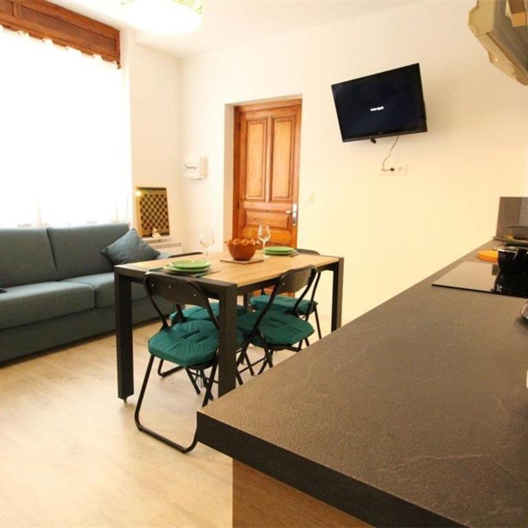 Studio central cosy pour 2 pers, proche télécabine et thermes, équipé WiFi - FR-1-313-191 - Studio - 2