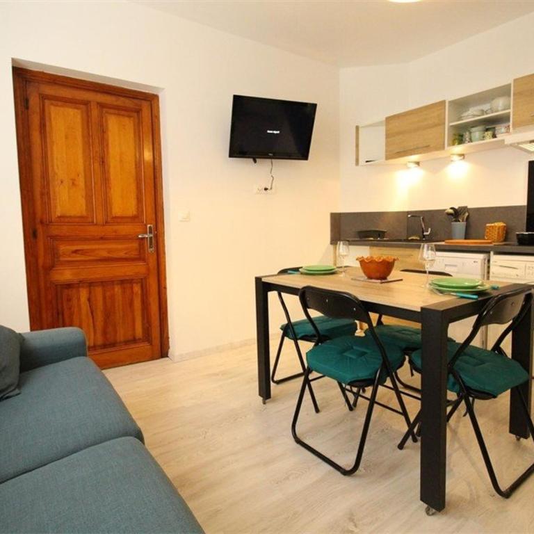 Studio central cosy pour 2 pers, proche télécabine et thermes, équipé WiFi - FR-1-313-191 - Studio - 8