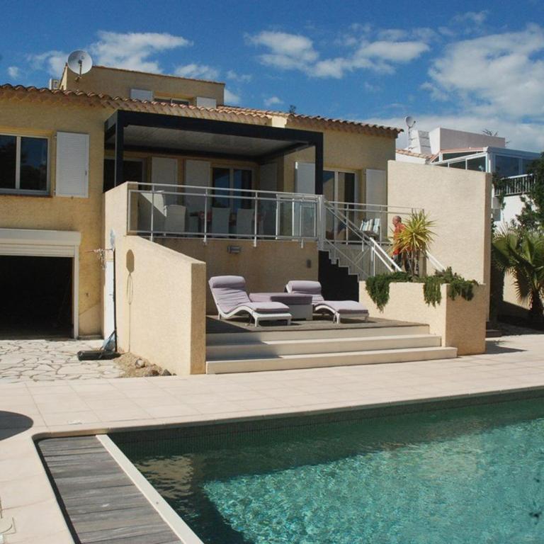 Charmante villa 3 chambres avec piscine privée à 10 min de la plage, climatisée, parking - FR-1-607-26 - Villa - 1