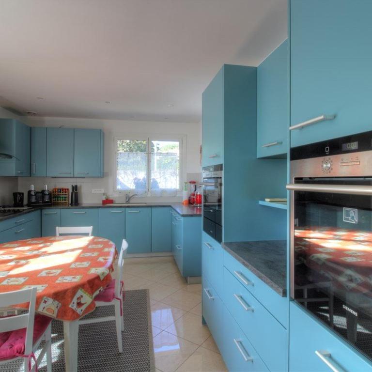 Charmante villa 3 chambres avec piscine privée à 10 min de la plage, climatisée, parking - FR-1-607-26 - Villa - 5