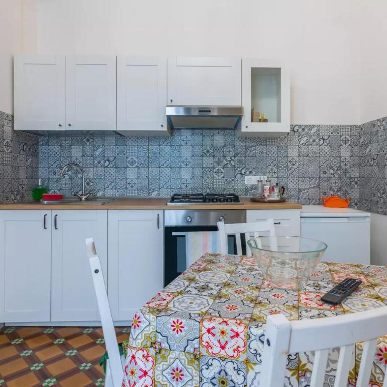 Hotiday Siracusa A'Storia - Appartamento con 2 Camere da Letto - 8