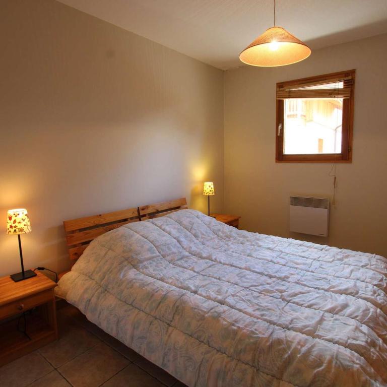 Bel appartement lumineux 54m², 3 pièces, 6 pers., coeur de Montgenèvre, animaux acceptés, balcon. - FR-1-330D-12 - Appartement (6 Adultes) - 2