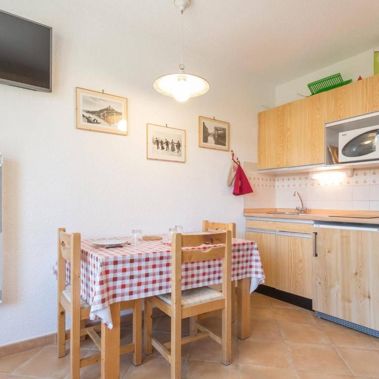 Charmant studio Montgenèvre, 3 pers, balcon sud, proche pistes - FR-1-330D-31 - Appartement (3 Adultes) - 3