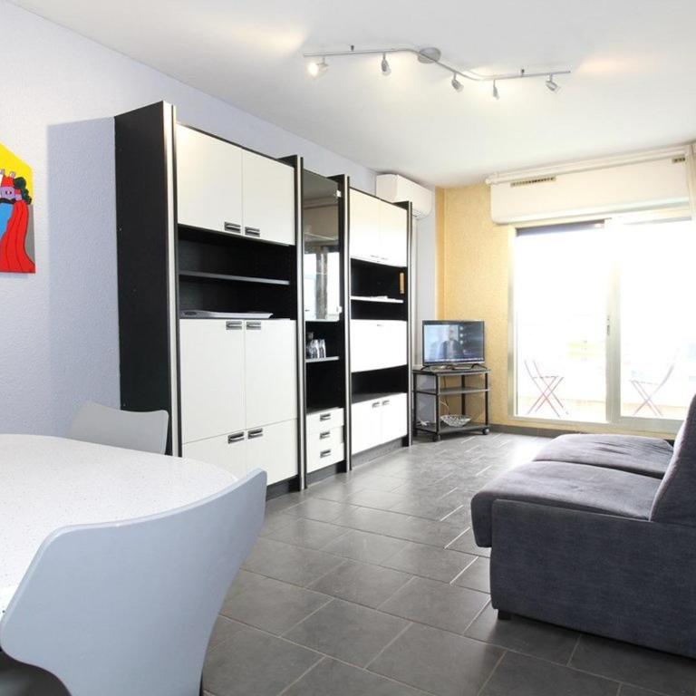 Spacieux T2 à Balaruc-les-Bains, cuisine séparée, climatisation, WiFi, proche Thermes - Appartement 1 Chambre - 4