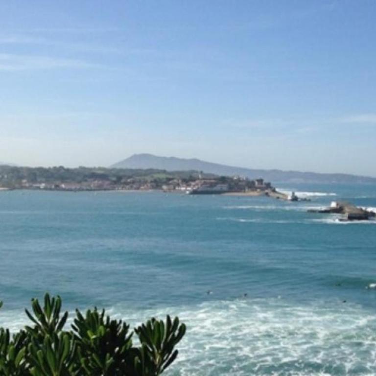 Plage d'Erromardie à 300m : Maison Basque avec Terrasse, 3 Chambres et Parking - FR-1-4-589 - Appartement (5 Adultes) - 3