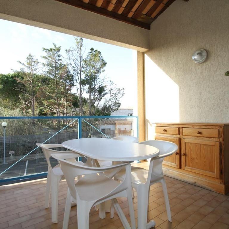 Grand Studio Climatisé avec Terrasse et Parkings, Proche des Thermes - FR-1-553-106 - Studio - 2