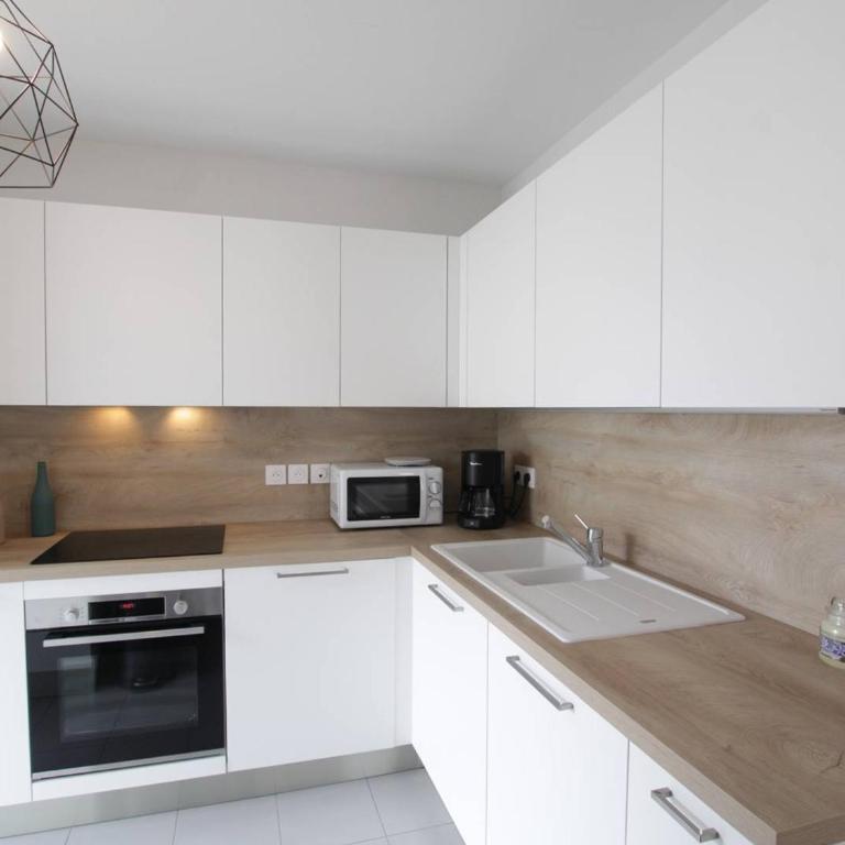 Appartement lumineux 4P/8 pers, 2 terrasses, parking privé, cœur de Briançon - FR-1-330C-119 - Appartement (8 Adultes) - 4