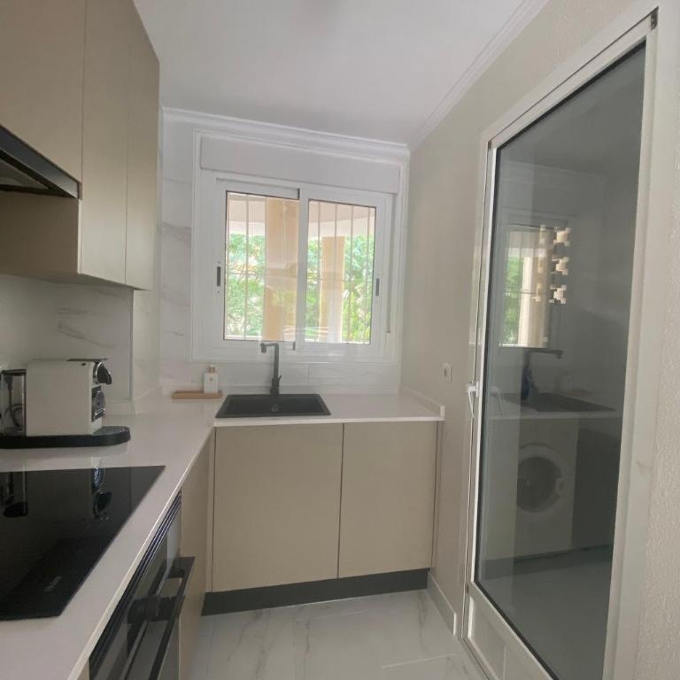 Casa Bendita - LUXURY APARTMENT BENIDORM - One-Bedroom Apartment - 16
