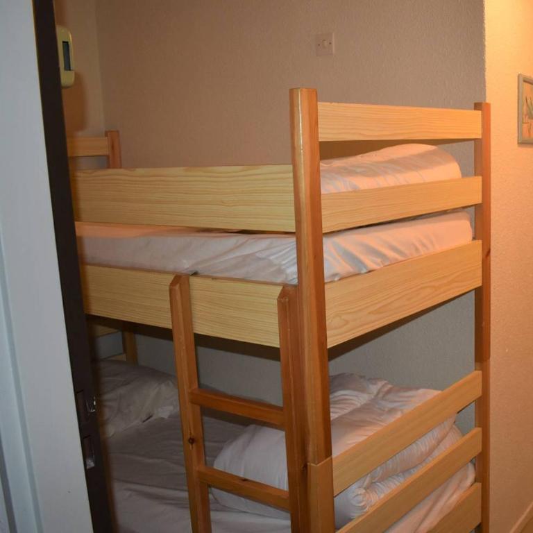 Charmant studio cabine avec balcon exposé sud pour 4 personnes au cœur de la Station - Studio - 2