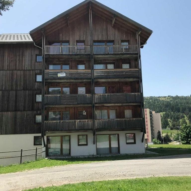 Appartement 4 pièces avec WiFi, Animaux admis, Parking gratuit proche des pistes - FR-1-525-240 - Apartment - 3