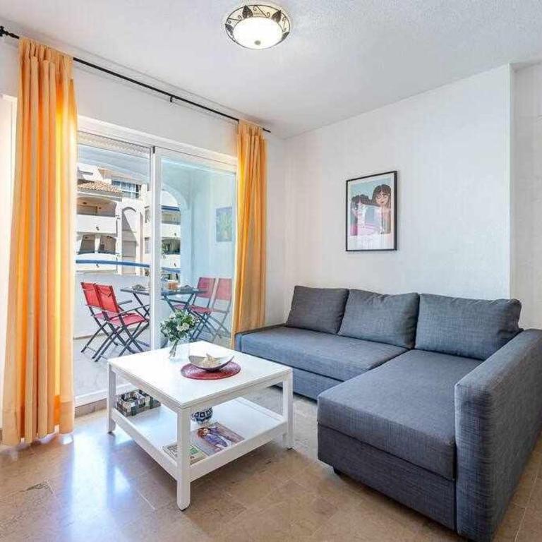 797 Holiday Rentals- Hermoso apartamento para 4 en Benalmadena - Apartamento de 1 dormitorio - 4