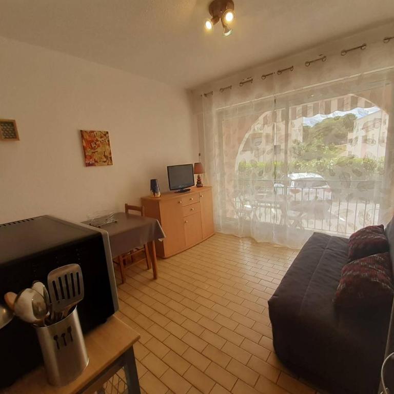 Studio avec Parking, Wi-Fi et Animaux Acceptés - Proche Étang de Thau et Thermes - FR-1-571-19 - Apartamento (2 adultos) - 3