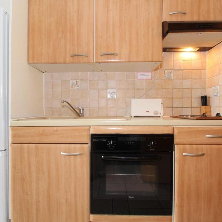 Appartement T1 confortable - climatisé, proche des thermes, avec loggia et équipements modernes - FR-1-553-10 - Apartment (2 Erwachsene) - 6