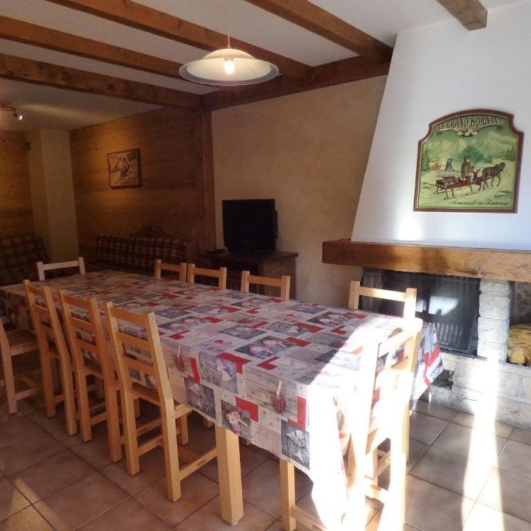 Grand T5 lumineux pour 11 pers. - balcon, cheminée, garage au Grand-Bornand - FR-1-458-137 - Apartment (11 Erwachsene) - 1