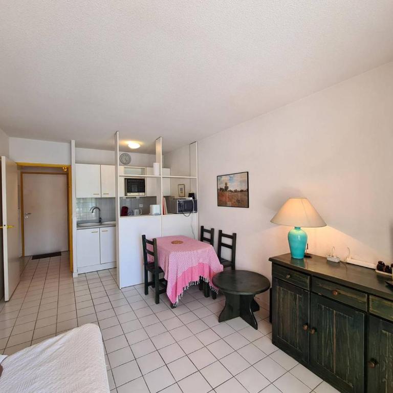 Appartement pour 6 personnes avec parking à Argelès-sur-Mer - FR-1-388-195 - Appartement (6 Adultes) - 10