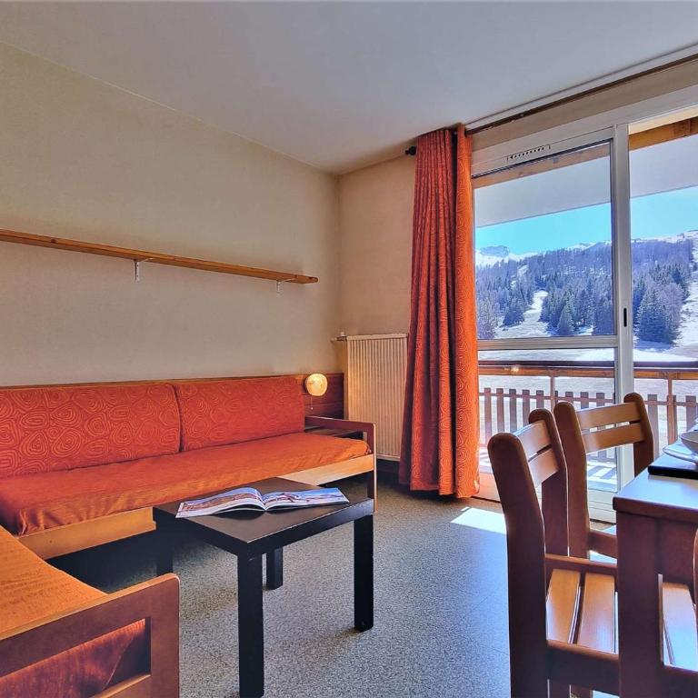 Studio au pied des pistes avec Wifi, parking, animaux admis - FR-1-525-186 - Apartment (4 Adults) - 1