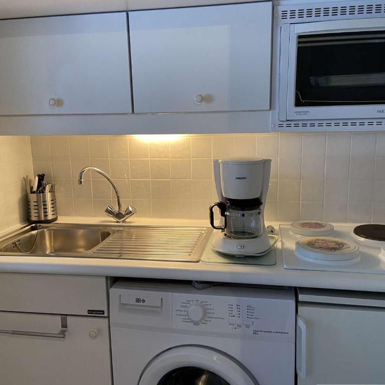 Appartement Studio Cabine à Fréjus, Piscine, Plage à 500m, Clim, Parking, Terrasse, 4 Couchages - FR-1-226A-110 - Apartment (4 Erwachsene) - 5