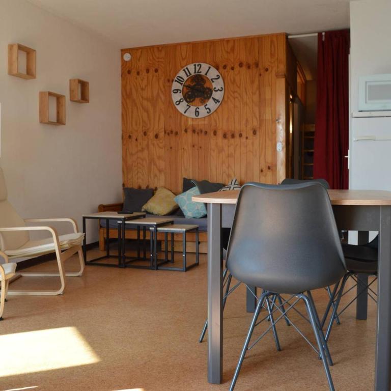 Appartement 2 pièces cabine aux Angles, face au lac - Appartement 1 Chambre - 4