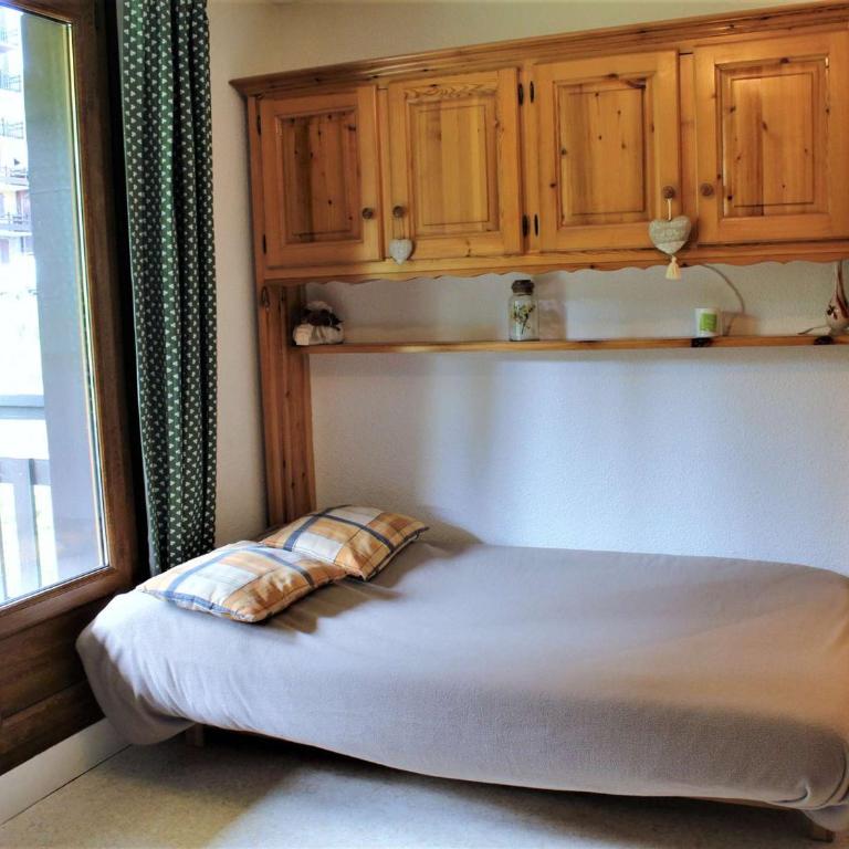Studio cabine 5 couchages, proche commodités, téléski, balcon sud, ski casier - Appartement 1 Chambre - 6