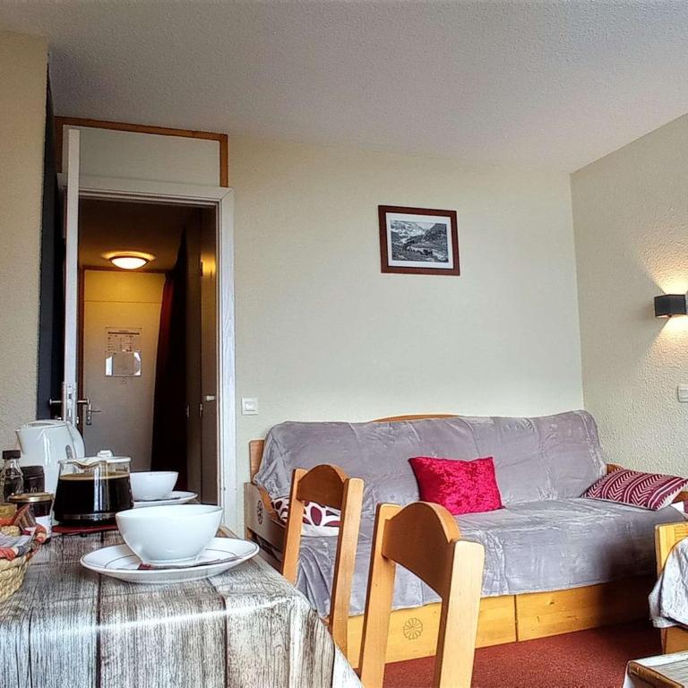 Appart 4 pers, skis aux pieds, balcon, kitchenette, TV - FR-1-545-24 - Appartement (4 Adultes) - 10