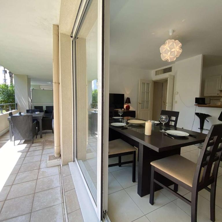 Appartement 3P avec Terrasse et Garage, à 10min des Plages de Juan-les-Pins - FR-1-252-171 - Appartement (6 Adultes) - 4