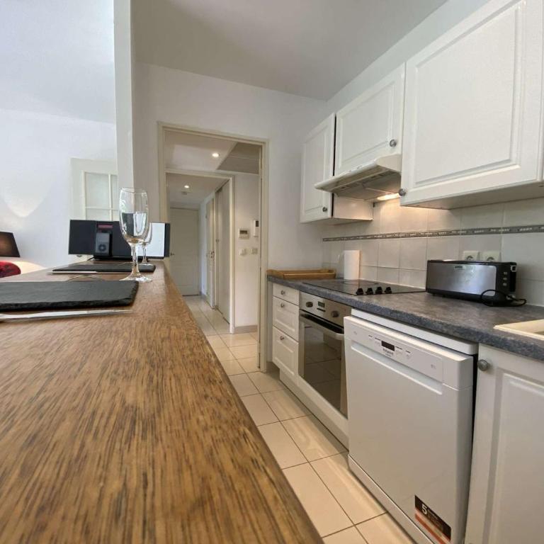Appartement 3P avec Terrasse et Garage, à 10min des Plages de Juan-les-Pins - FR-1-252-171 - Appartement (6 Adultes) - 7