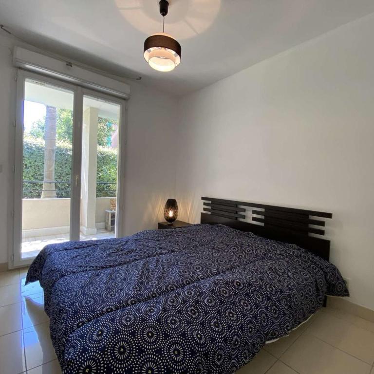 Appartement 3P avec Terrasse et Garage, à 10min des Plages de Juan-les-Pins - FR-1-252-171 - Appartement (6 Adultes) - 12