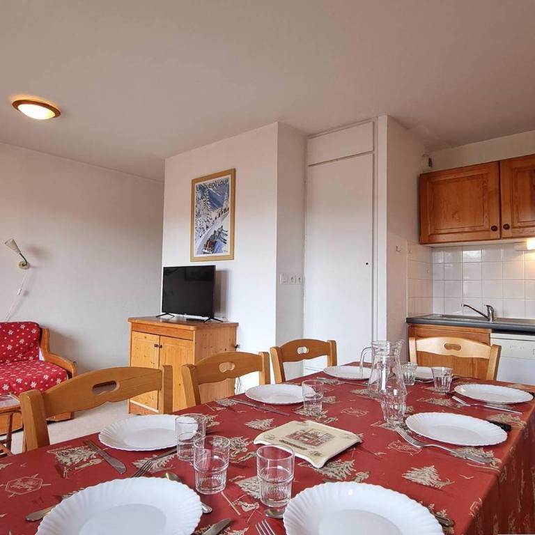 Appartement 4 pièces, 8 pers, proche pistes, parking, casier à ski - FR-1-525-179 - Apartment (8 Erwachsene) - 1