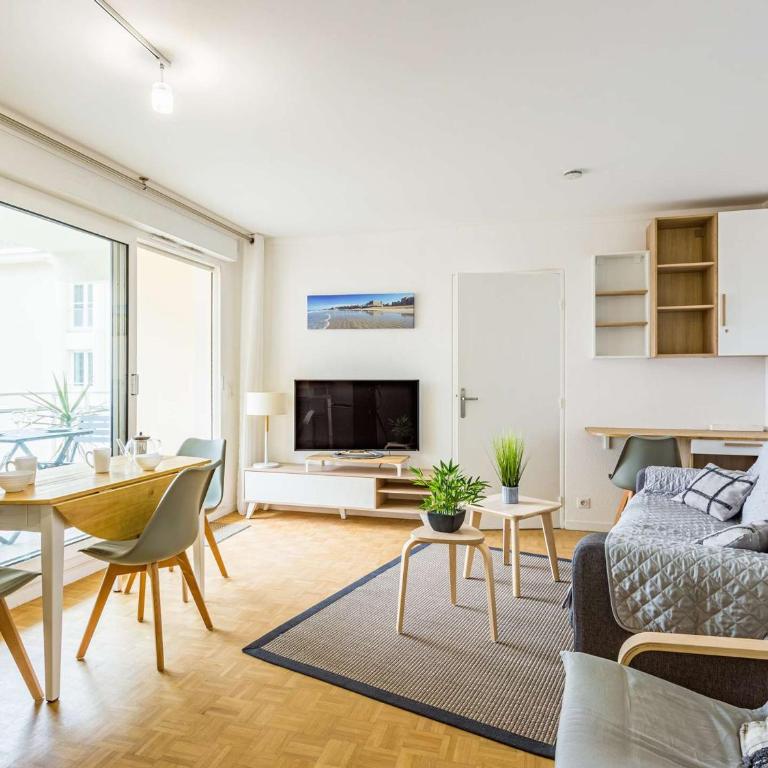 Superbe T2 rénové avec balcon et parking, à 150m de la Grande Plage de Biarritz - FR-1-3-517 - Appartement (3 Adultes) - 7