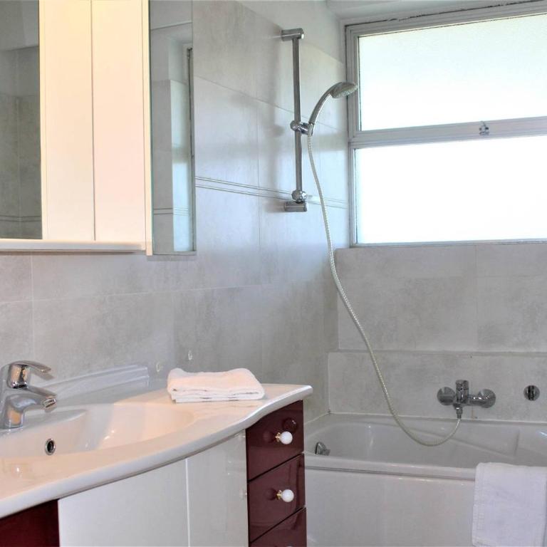 Appartement 3P avec terrasse et parking, Villeneuve-Loubet Plage - FR-1-252A-63 - Appartement (6 Adultes) - 19