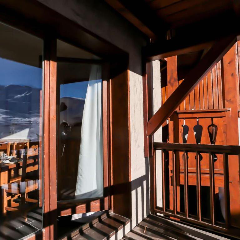 Chalet Triplex 75m² Val Thorens - 2 Chambres, 1 Cabine, Cheminée, WiFi, Proche Pistes et Commerces - FR-1-637-11 - Chalet (6 Adultes) - 13