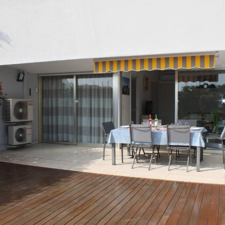 Appartement 3P en RDJ avec Jardin et Terrasse, à 5 min Plage et Restaurants, Parking Privé, Climatisé - FR-1-252A-59 - Appartement (4 Adultes) - 5