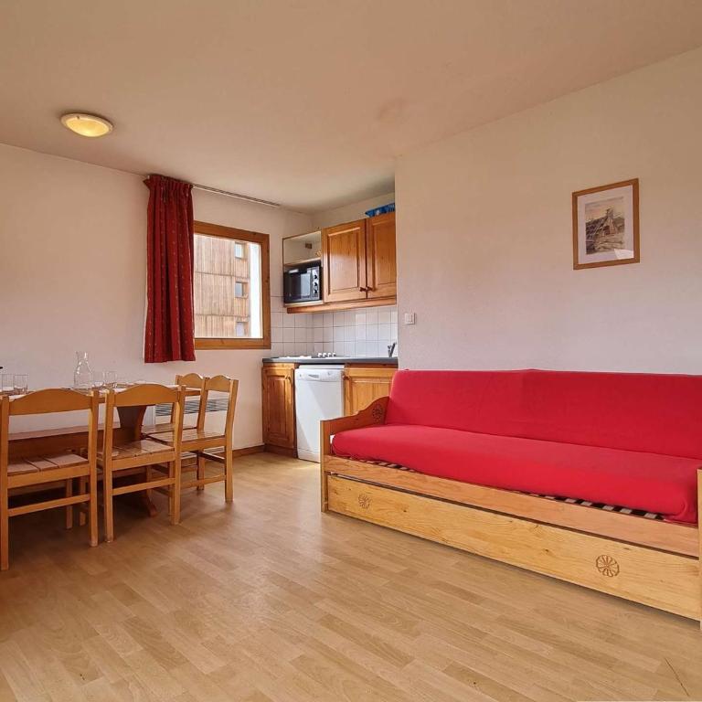 Appart 10 pers, 200m télésiège, balcon, ski, 3 ch - FR-1-525-216 - Appartement - 2