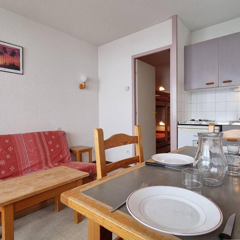 Appartement cosy 6 pers, balcon exposé, proche pistes et commerces, parking, navette, Wifi gratuit - FR-1-525-218 - Apartment (6 Adults) - 5