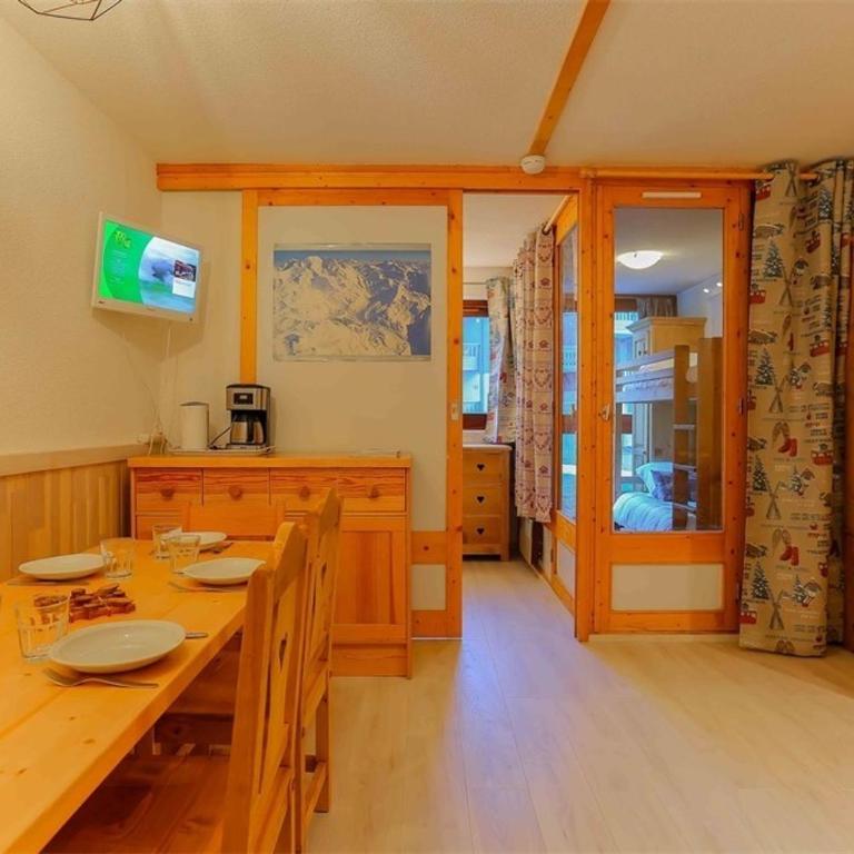 Appartement ski aux pieds, Val Thorens - 6 pers, 1er étage, 31m², proche commerces et ESF - FR-1-637-24 - Apartment (6 Adults) - 1